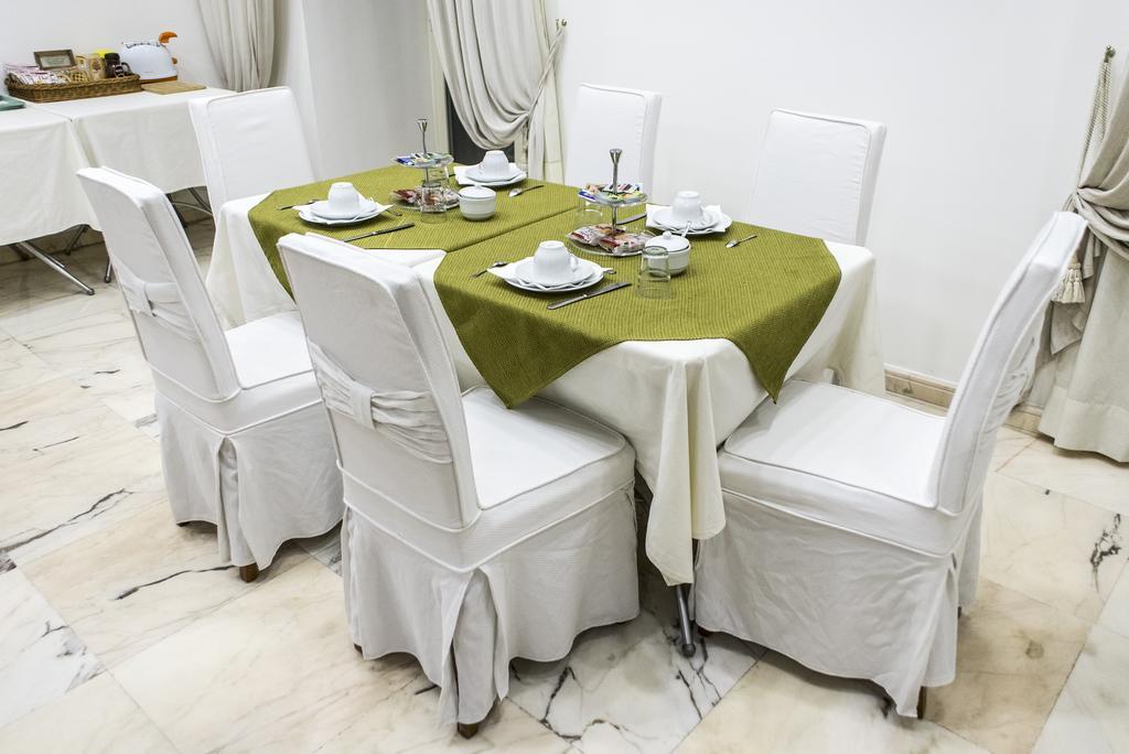 B&B Palazzo Ruffo Di Bagnara Napels Buitenkant foto