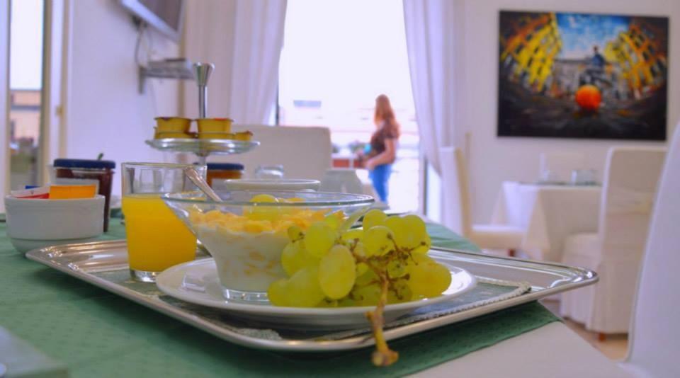 B&B Palazzo Ruffo Di Bagnara Napels Buitenkant foto
